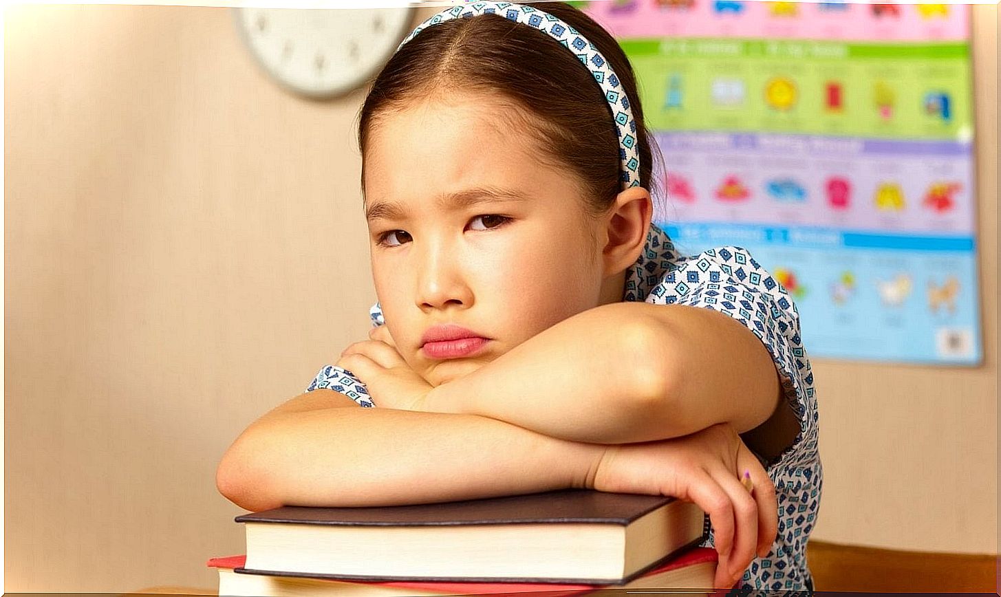 5 harmful behaviors of parents during school education