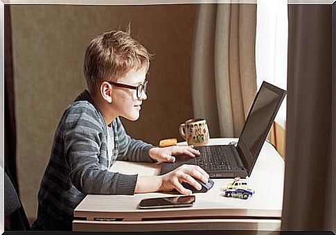 The computer can be a valuable tool in the children's study room.