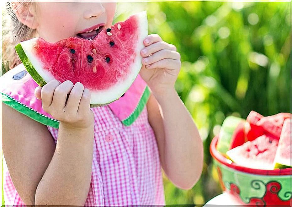 Children should not be forced to finish food plate 2