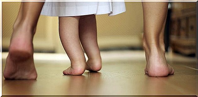 first-steps-baby-feet-p