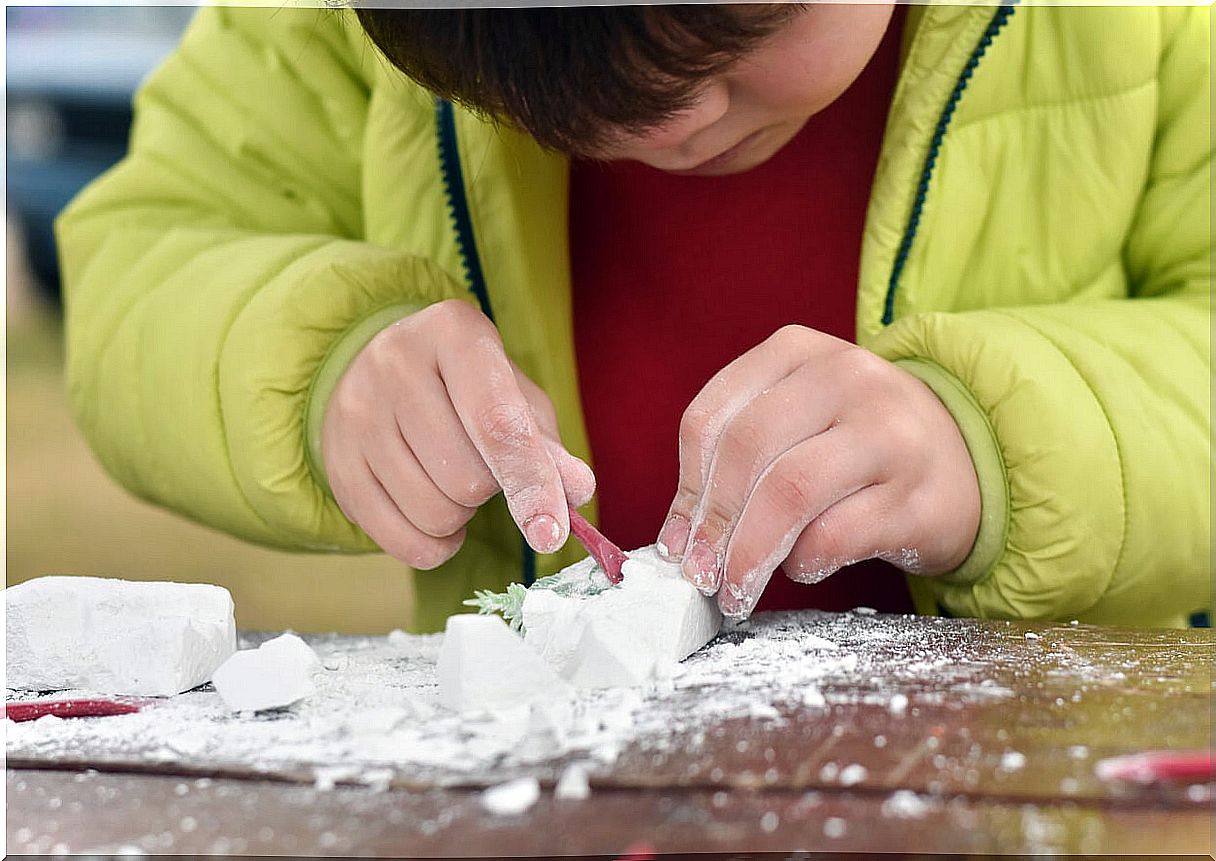 How to make homemade fossils