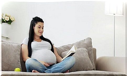 Reading to the baby during pregnancy, is it beneficial?